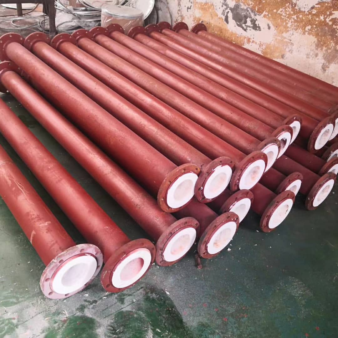 مقایسه فلنج صنعتی و پوشش تفلون؛ انتخاب هوشمندانه برای خطوط پایپینگ